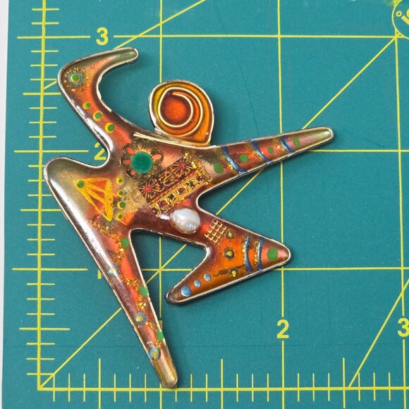 Abstract Resin Dancer Brooch – Modernist Art Pin in Yossi Steinberg Style - Picture 4 of 6